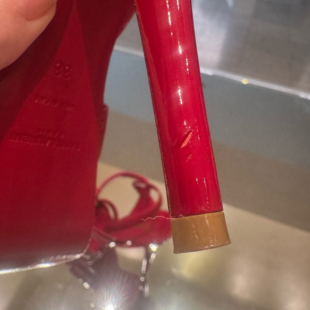 YSL Tribute Platform Patent leather Heels - Picture 4 of 12